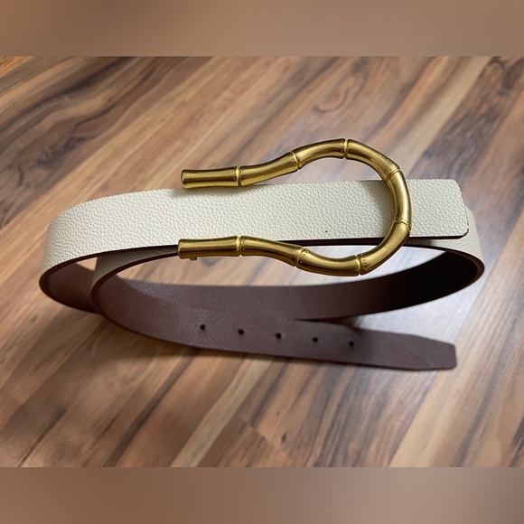 J McLaughlin reversible Leather Belt with Gold bamboo style buckle - Picture 3 of 9